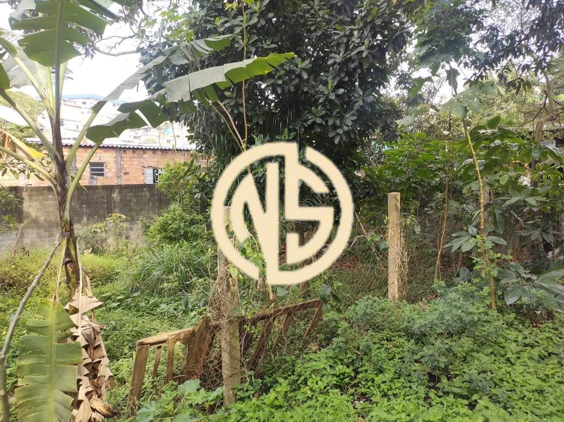 Sobrado à venda no Jardim Avenida: 