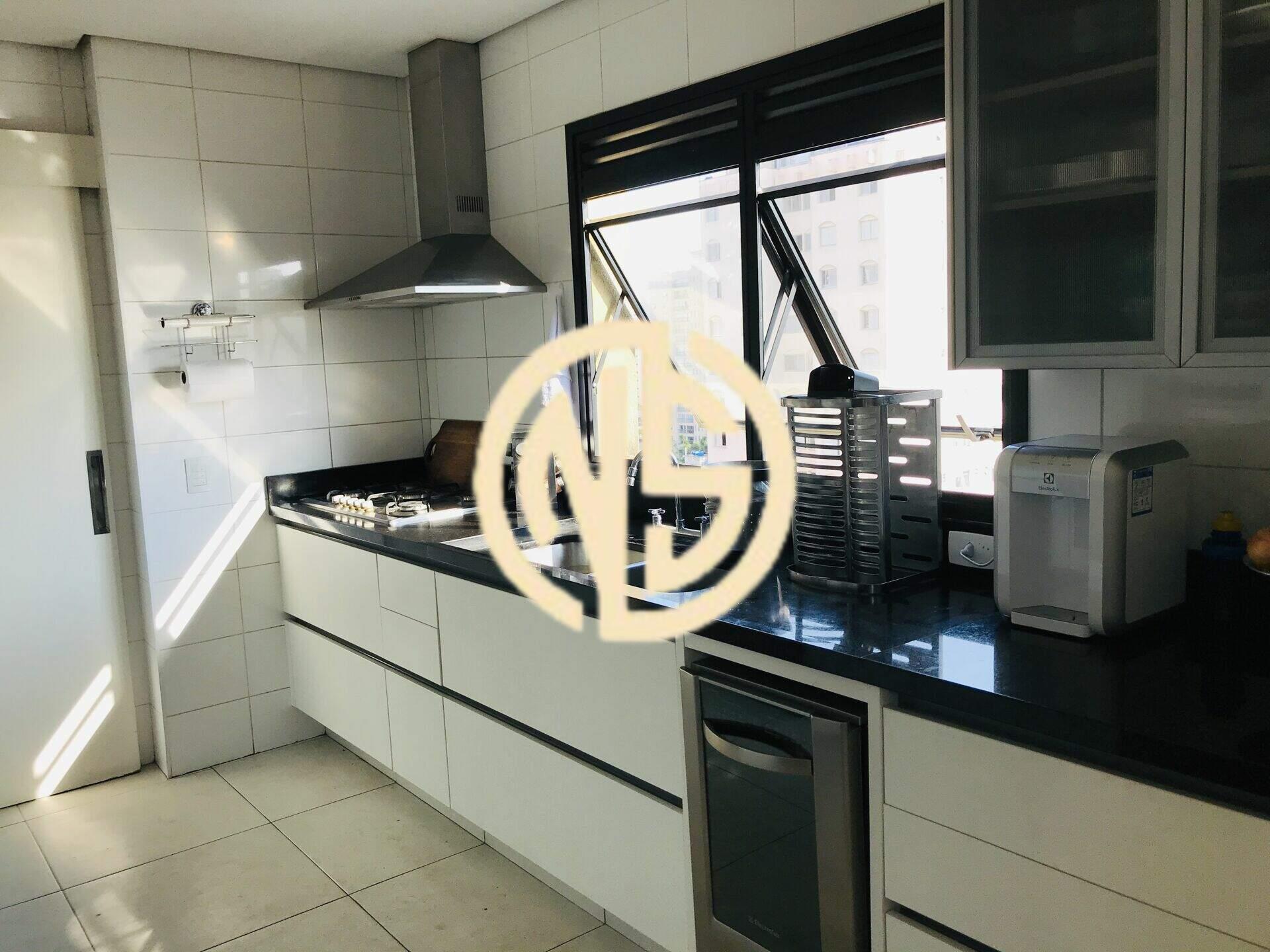 Apartamento à venda no Moema: 