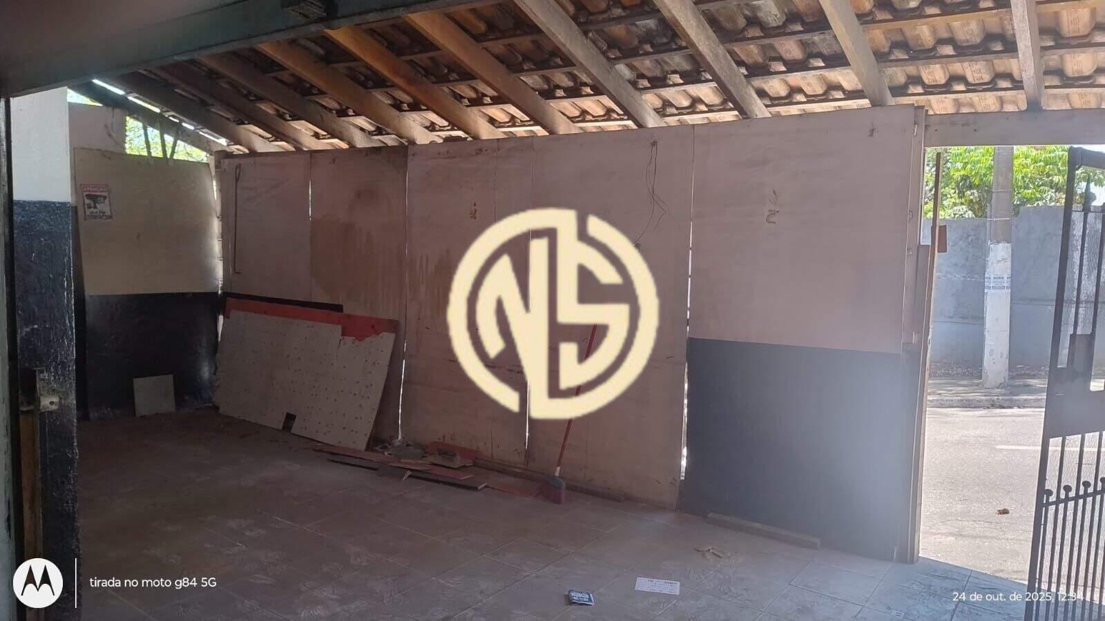 Salão comercial para aluguel no Jardim Soraia: 