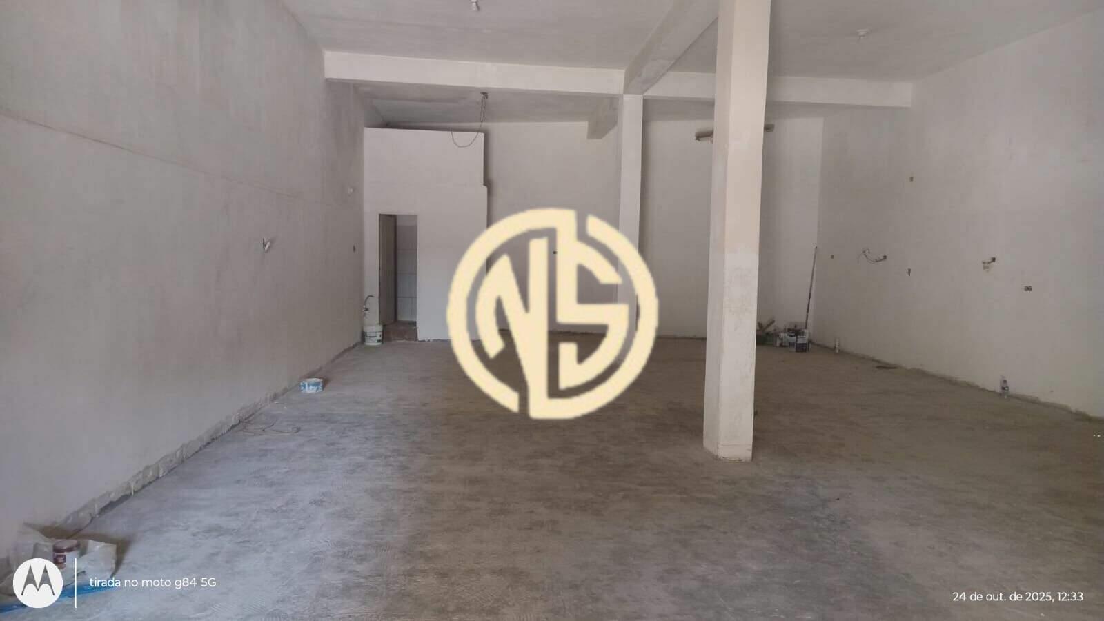 Salão comercial para aluguel no Jardim Soraia: 