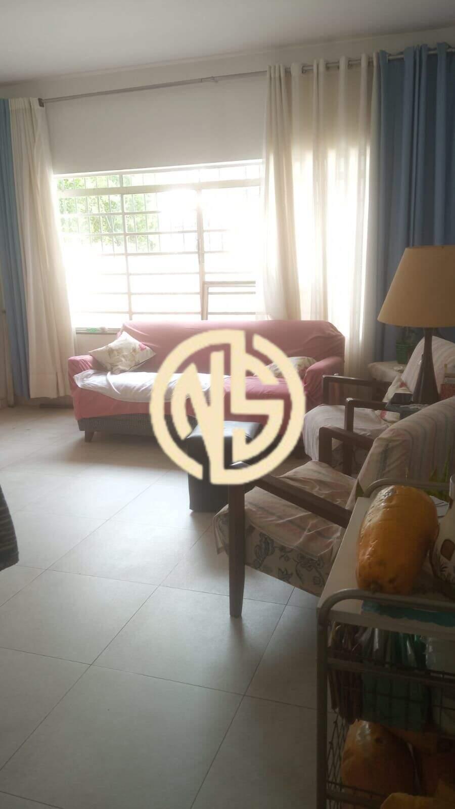 Casa à venda no Chácara Japonesa: 