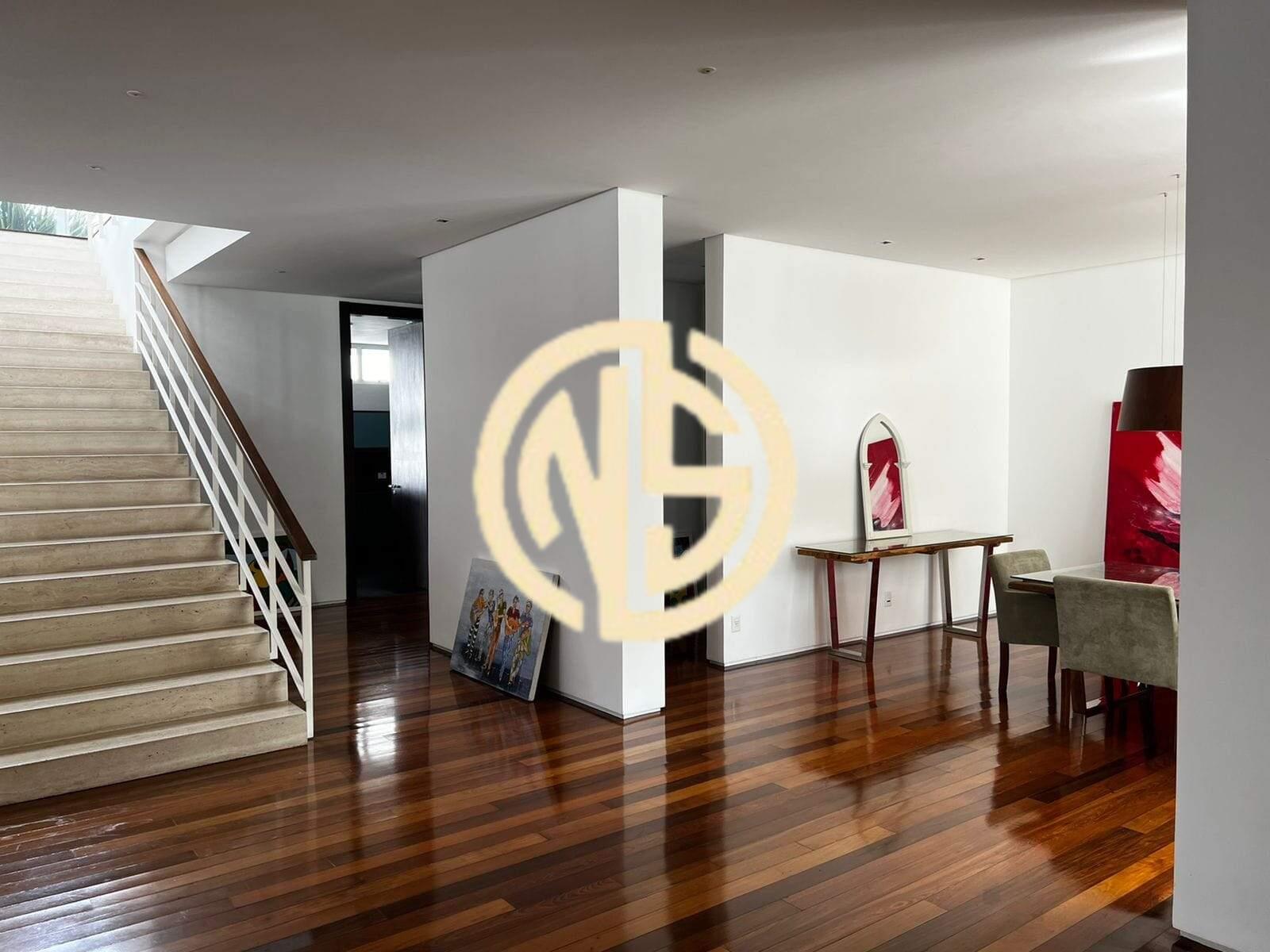 Sobrado à venda no Jardim América: 