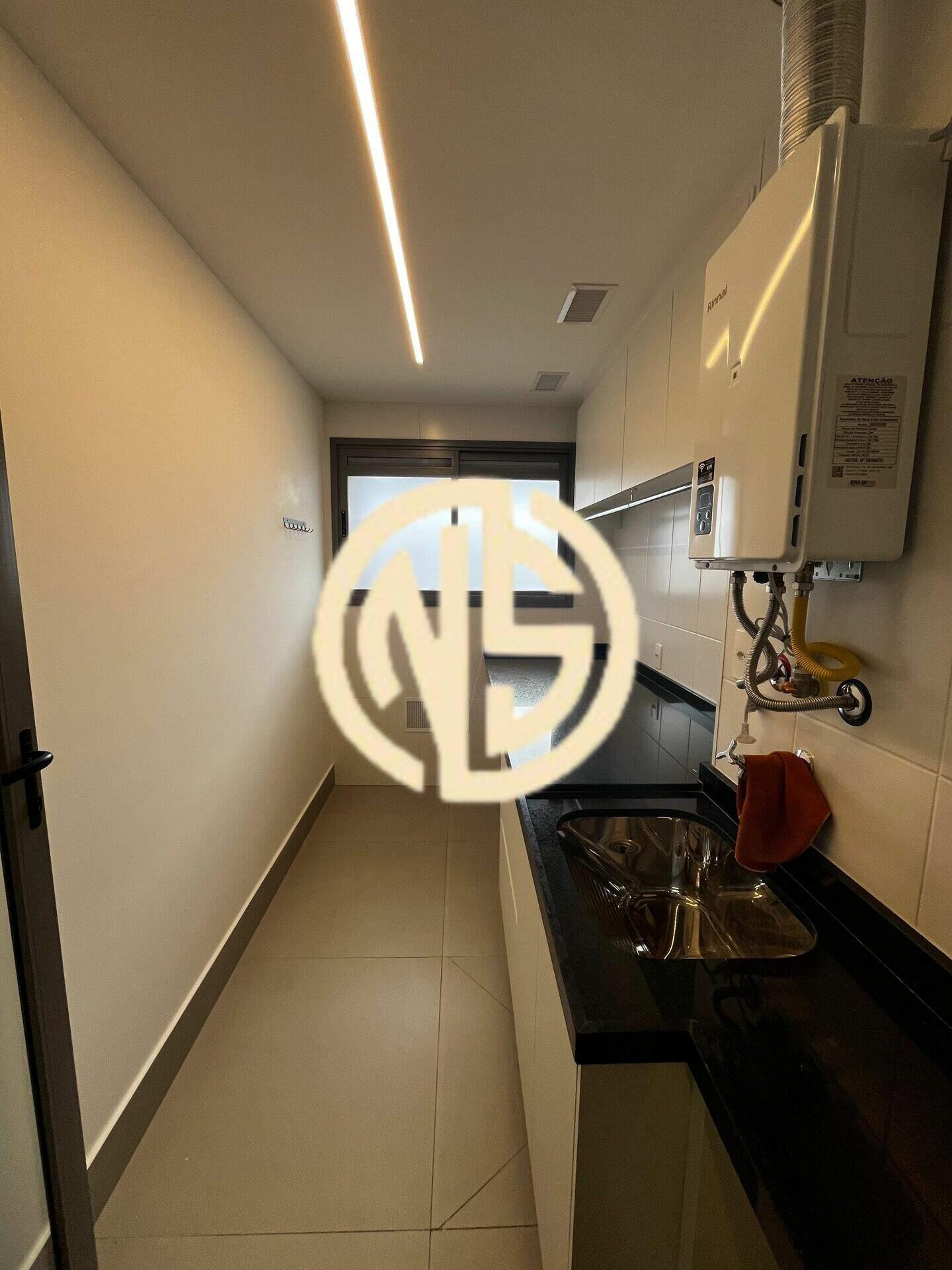 Apartamento à venda no Chácara Santo Antônio: 