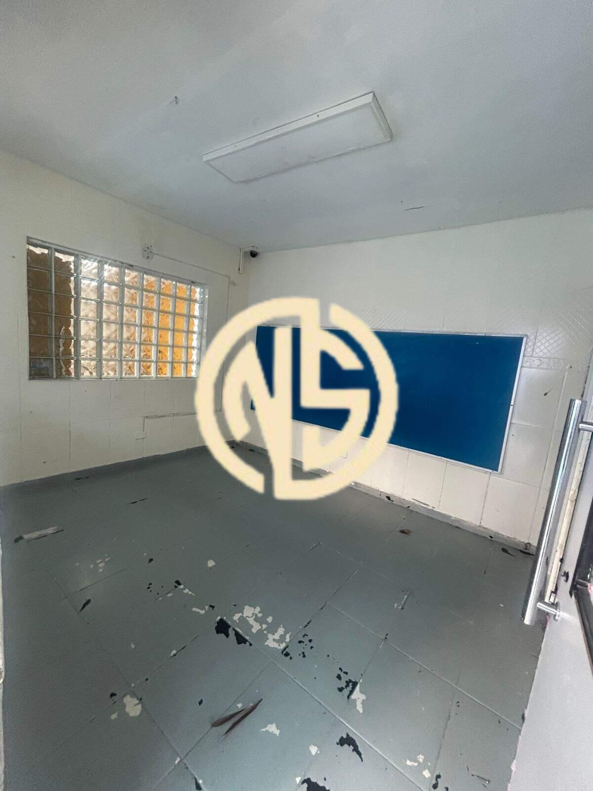 Prédio para aluguel no Jardim Campo Limpo: 