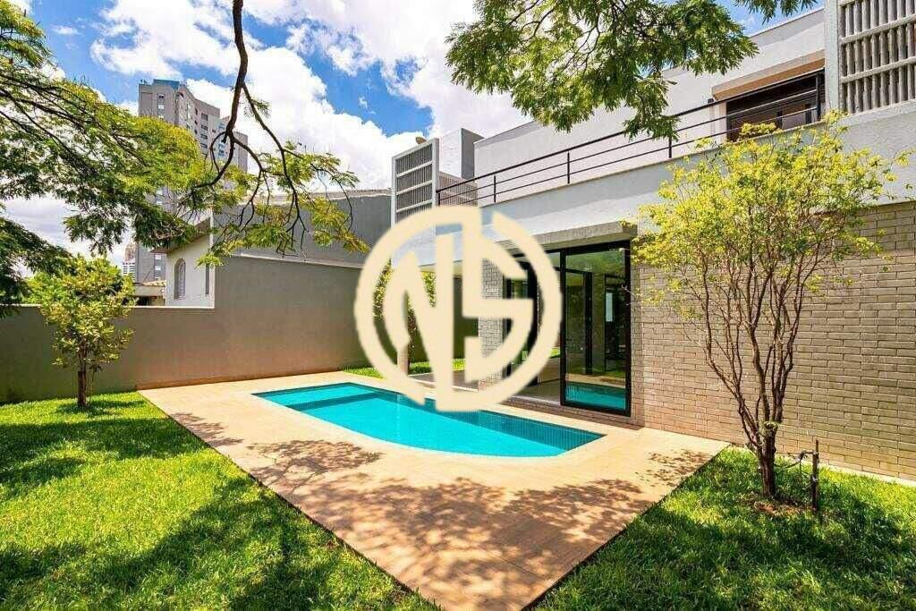 Sobrado à venda no Indianópolis: 