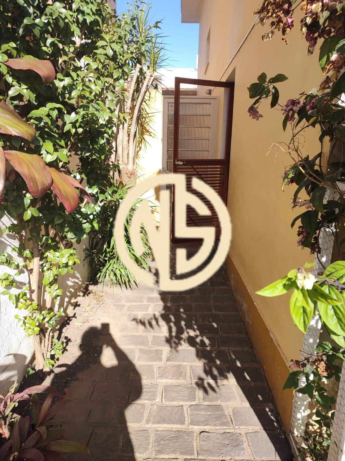 Sobrado à venda no Jardim Caravelas: 