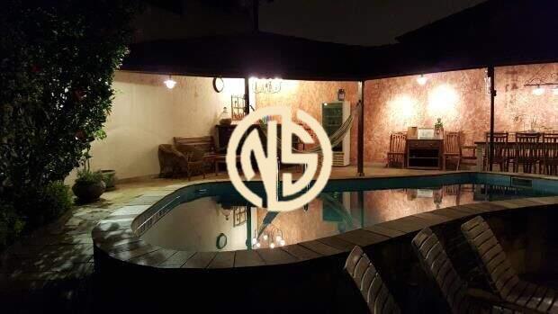 Sobrado à venda no Parque Alves de Lima: 