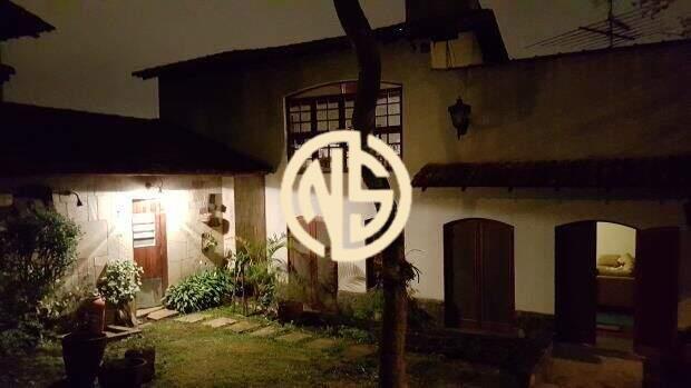 Sobrado à venda no Parque Alves de Lima: 