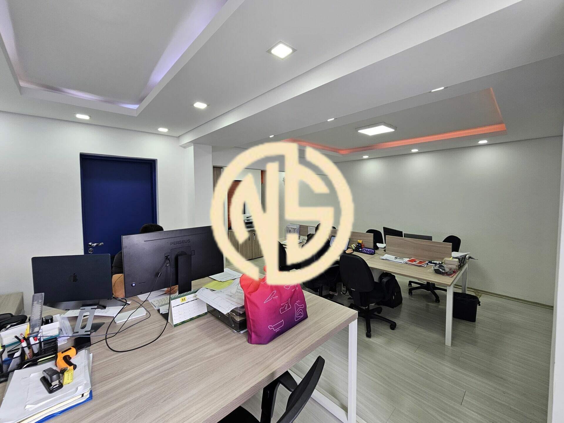 Sobrado à venda no Chácara Santo Antônio: 