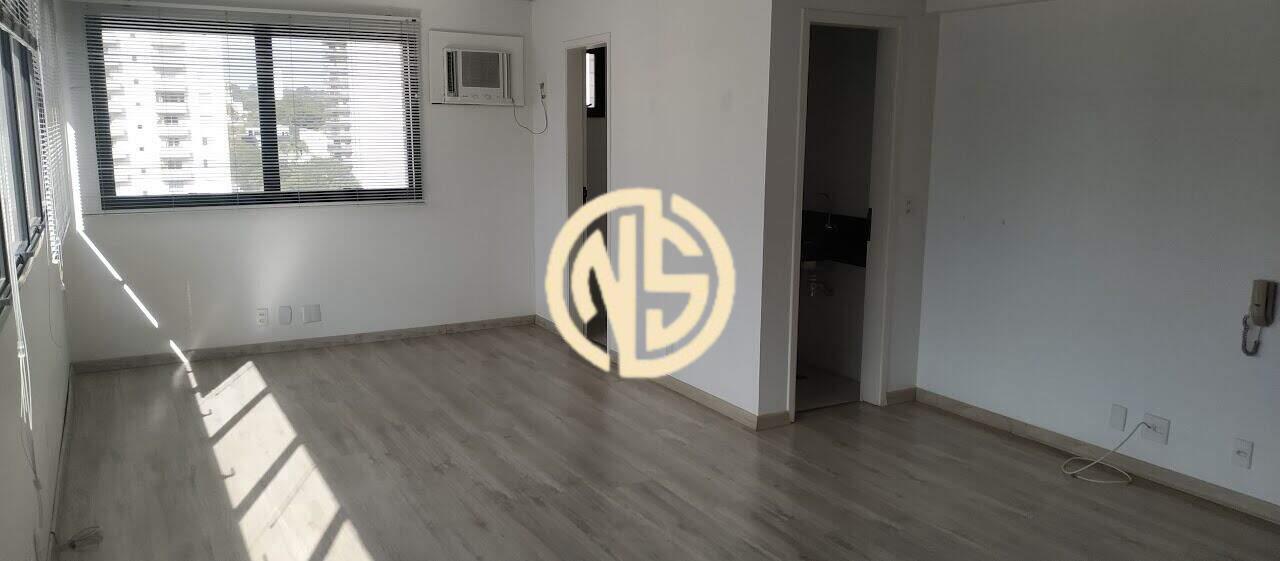 Sala para aluguel no Chácara Santo Antônio (Zona Sul): 