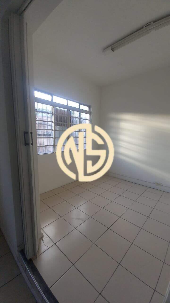 Sala para aluguel no Chácara Santo Antônio (Zona Sul): 