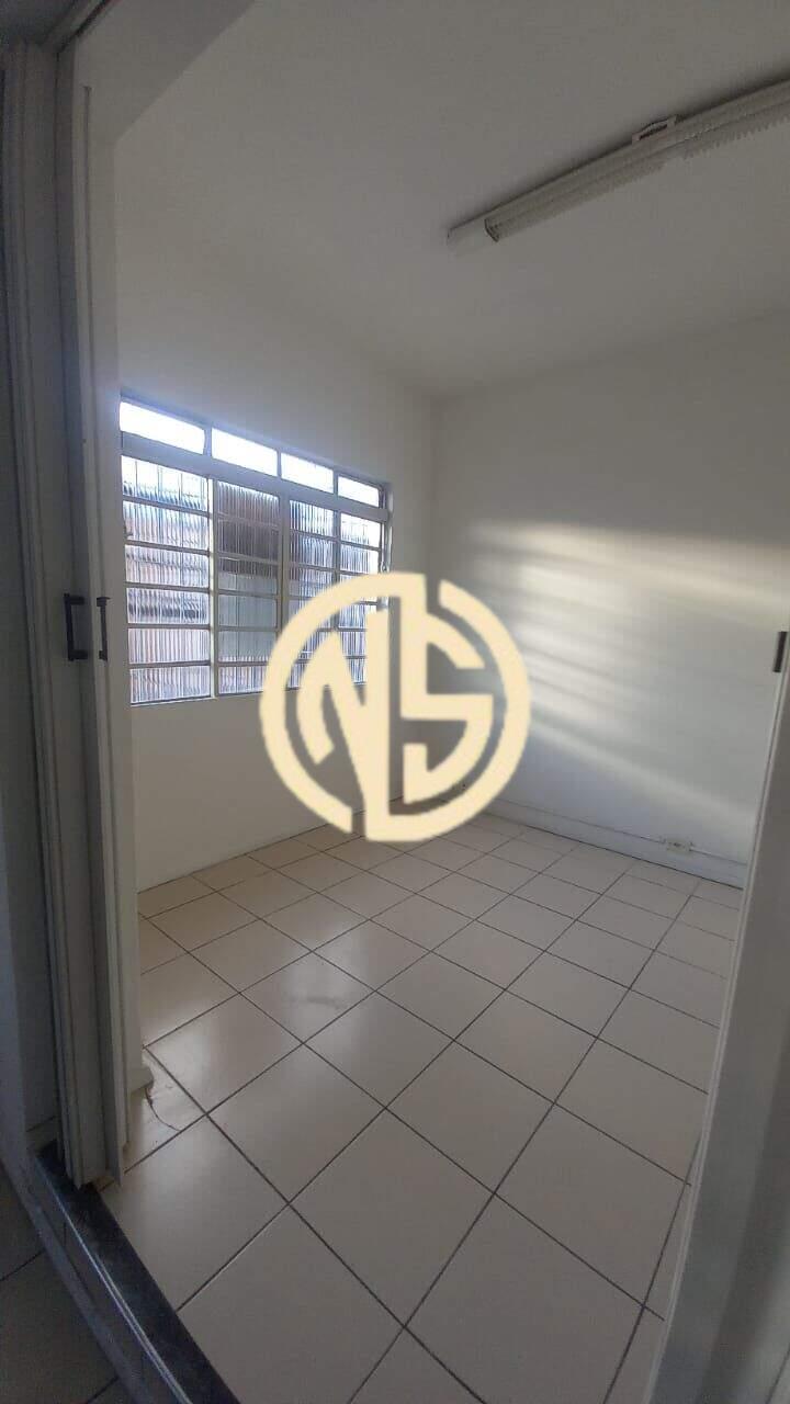 Sala para aluguel no Chácara Santo Antônio (Zona Sul): 