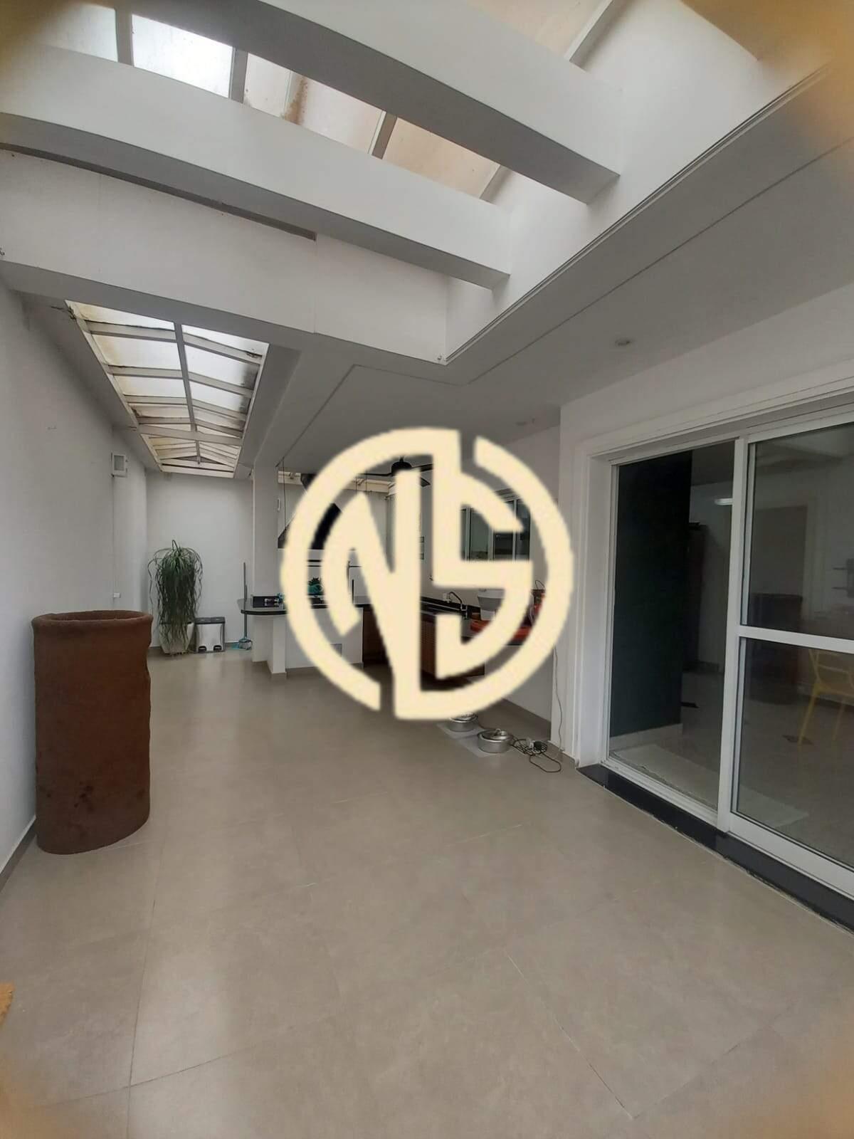 Casa à venda no Granja Julieta: 