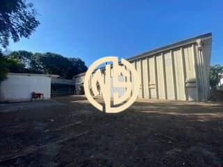 Pavilhão/Galpão à venda no Jardim Marajoara: 