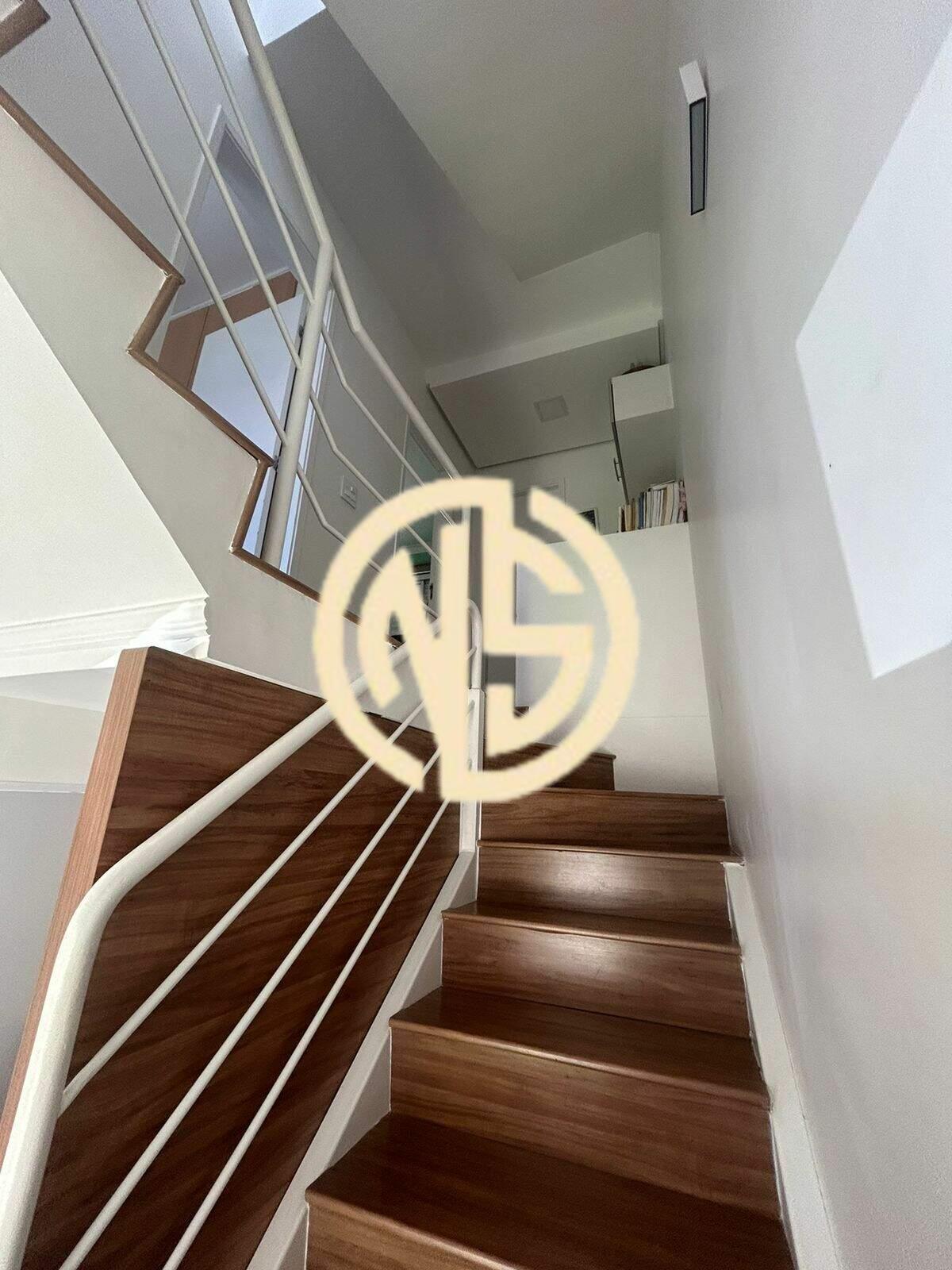 Sobrado à venda no Jardim São Luís: 