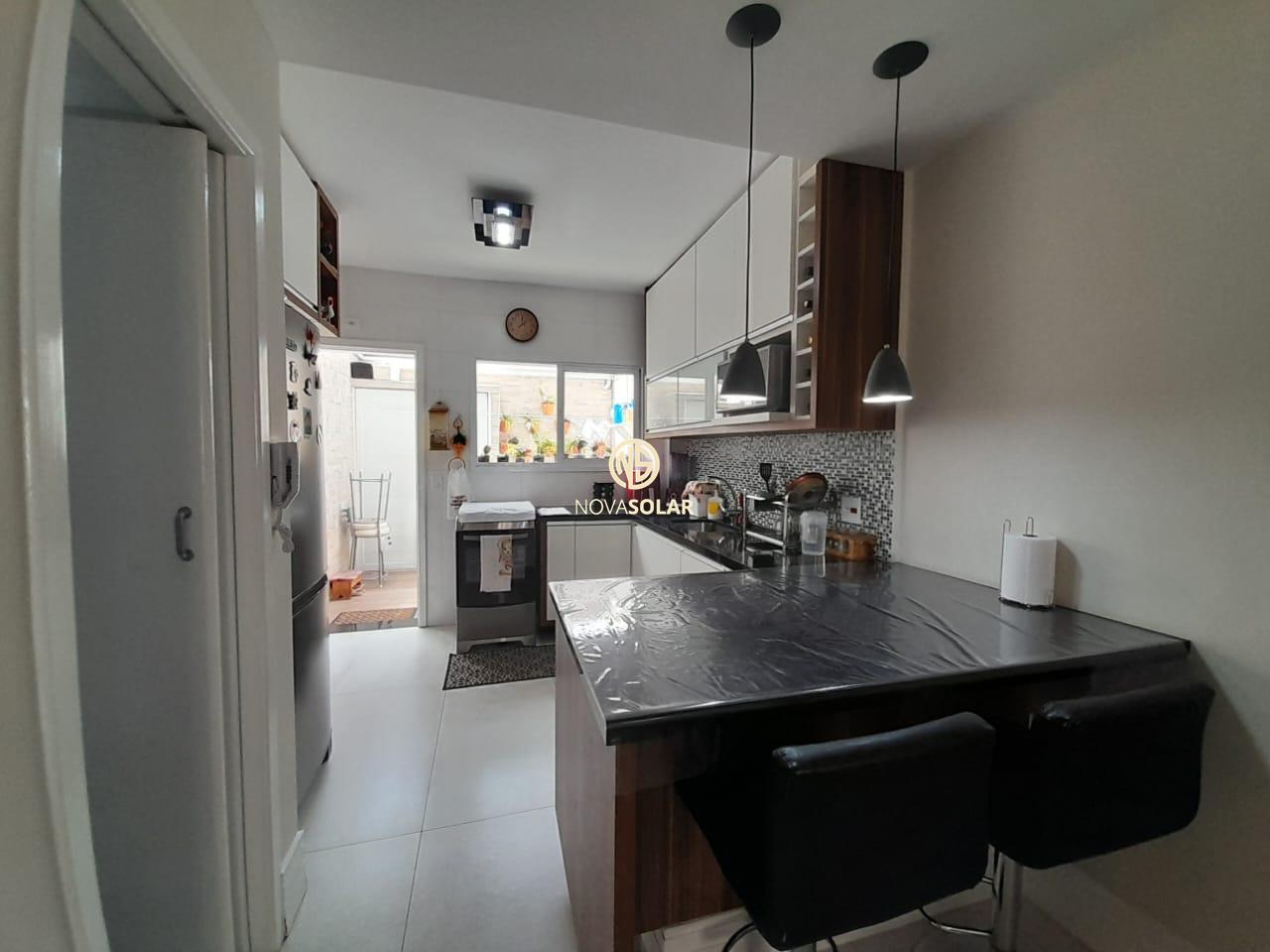 Casa em condomínio à venda no Campo Grande: 