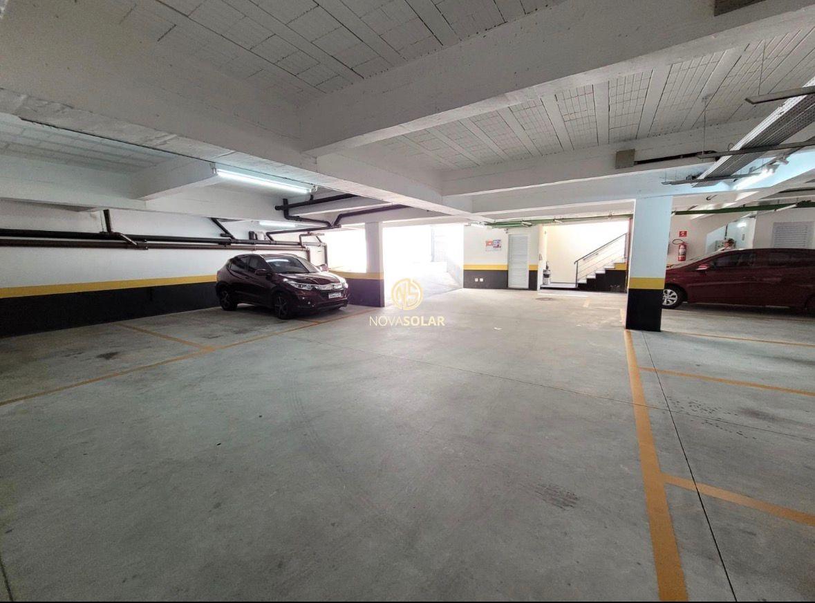 Casa em condomínio para aluguel no Campo Grande: 