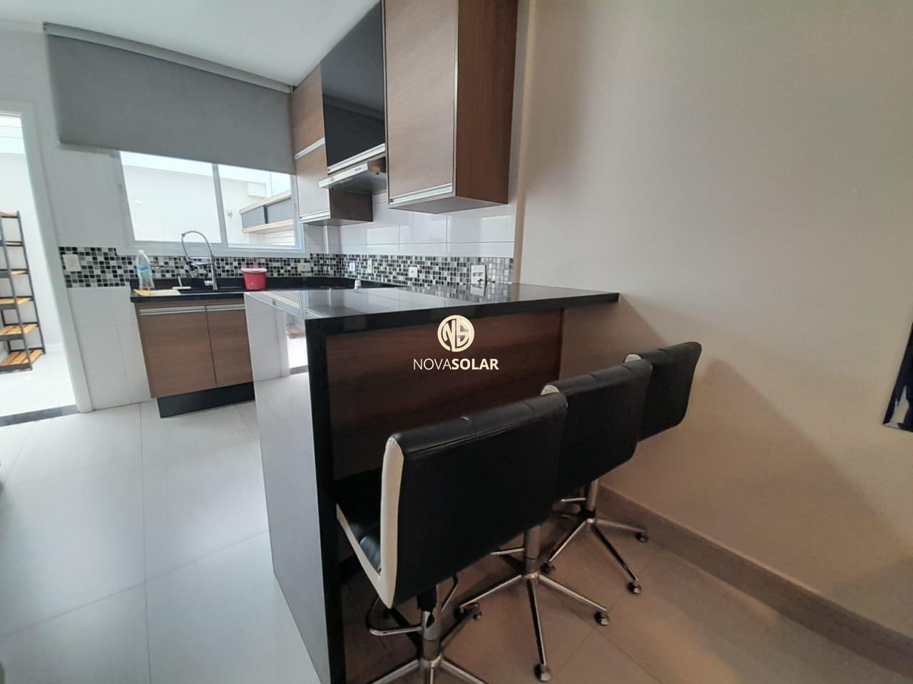 Casa em condomínio para aluguel no Campo Grande: 