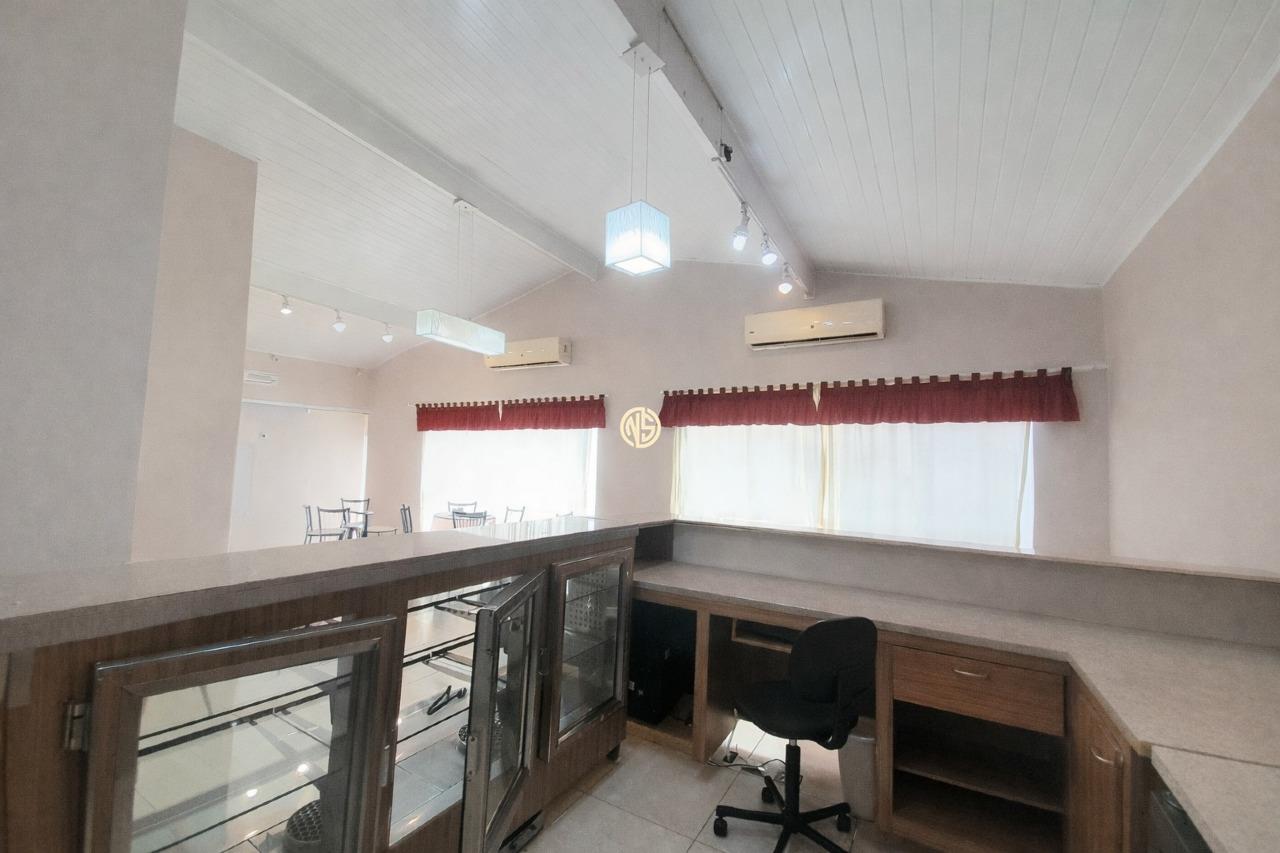 Salão comercial à venda no Jardim Taquaral: 