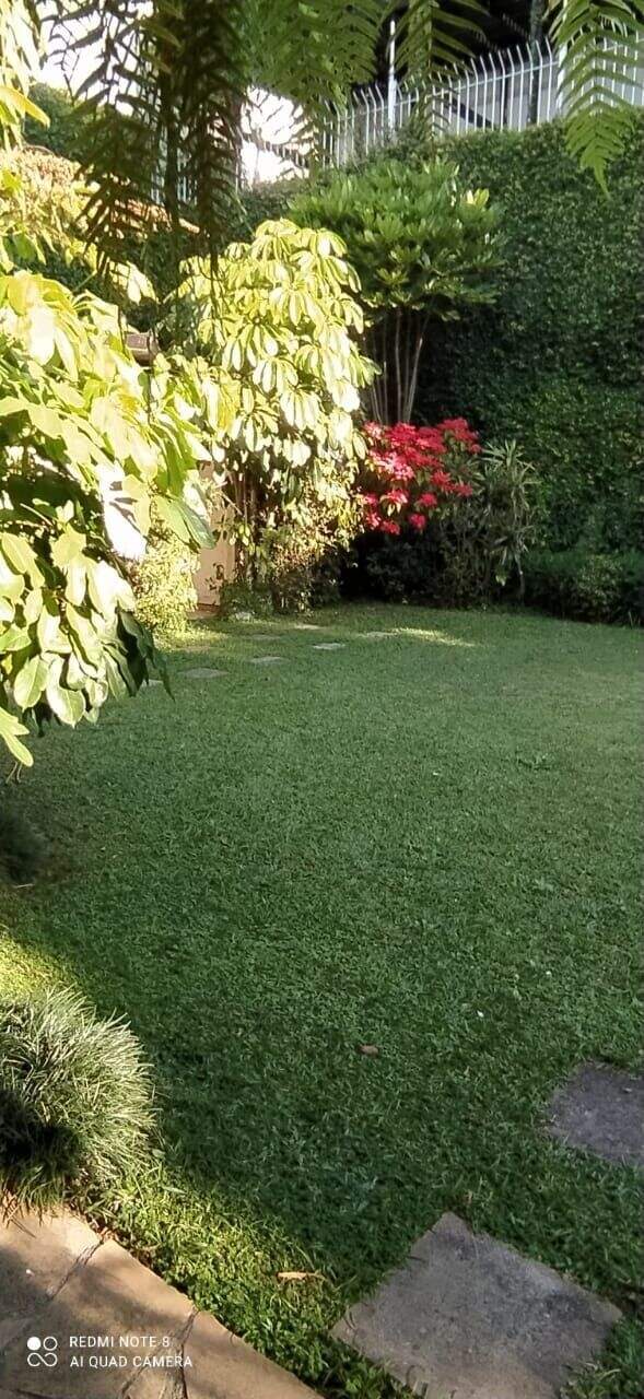 Sobrado para aluguel no Jardim Guedala: 