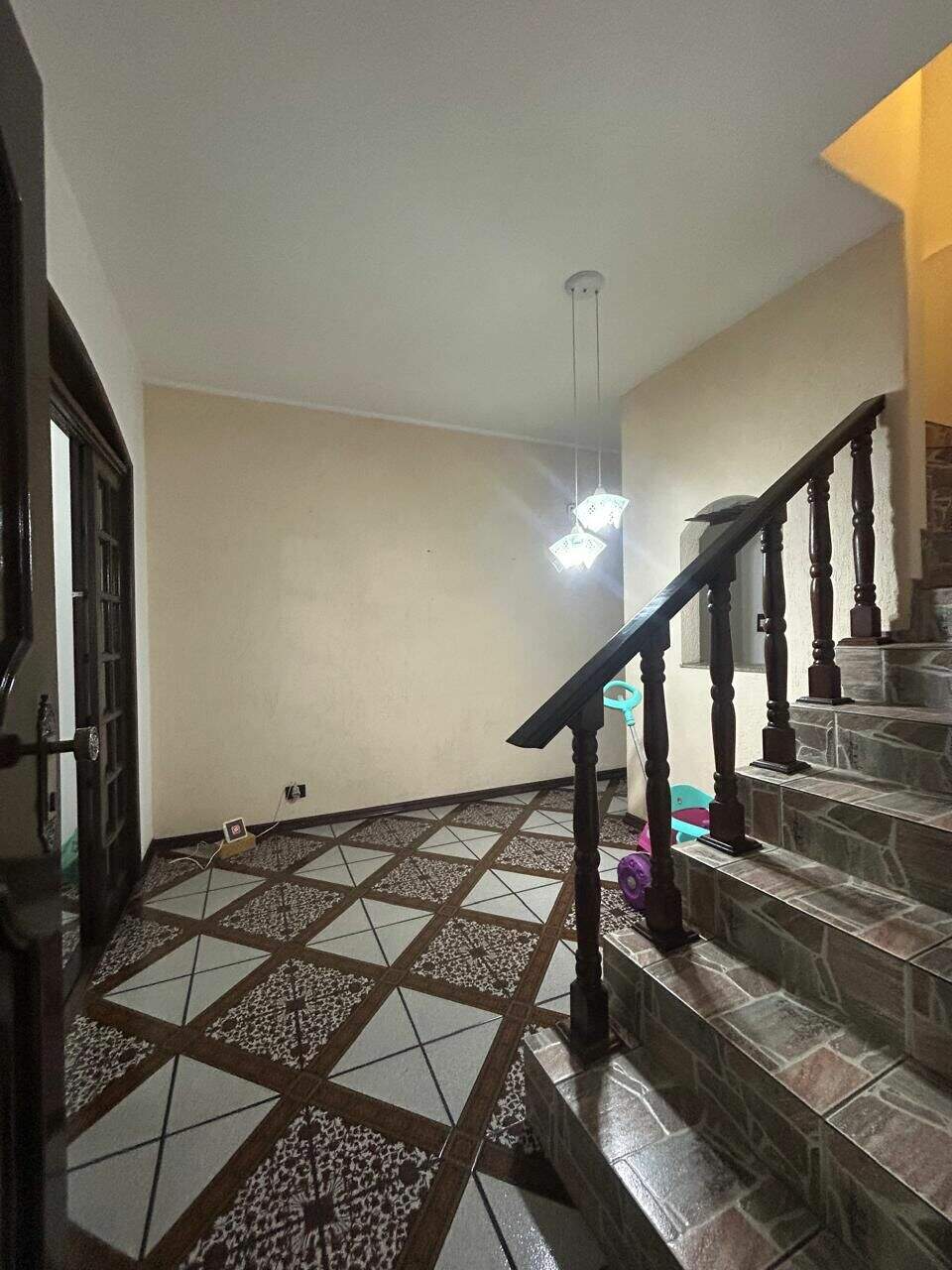 Sobrado para aluguel no Vila Cruzeiro: 