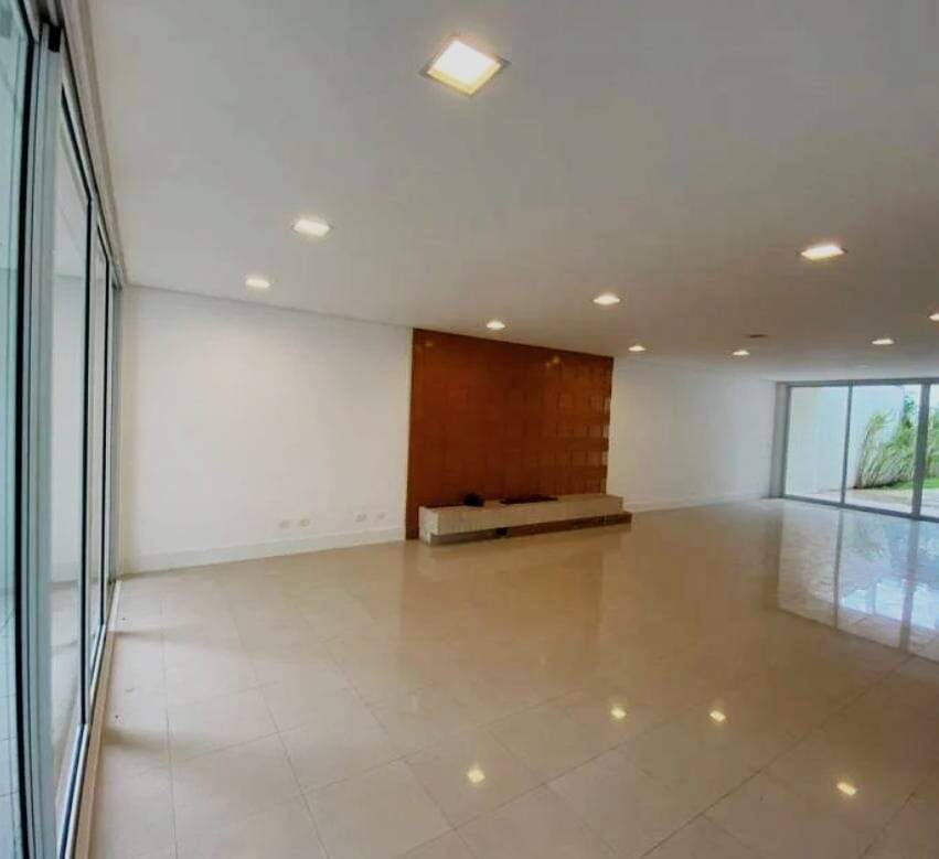 Sobrado para aluguel no Brooklin Paulista: 