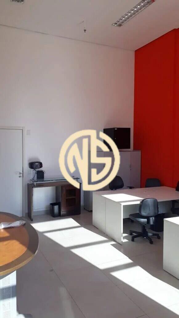 Sala à venda no Santo Amaro: 