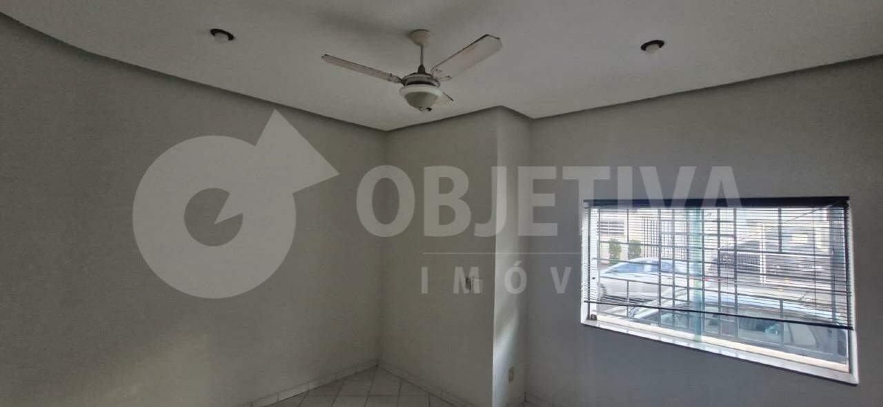 Casa para aluguel no MARTINS: 