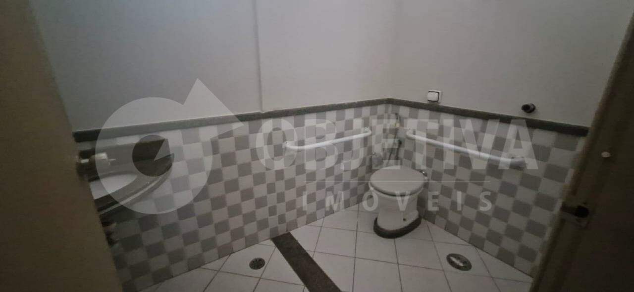 Casa para aluguel no MARTINS: 