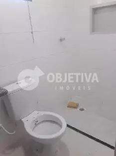 Apartamento para aluguel no CUSTODIO PEREIRA: 