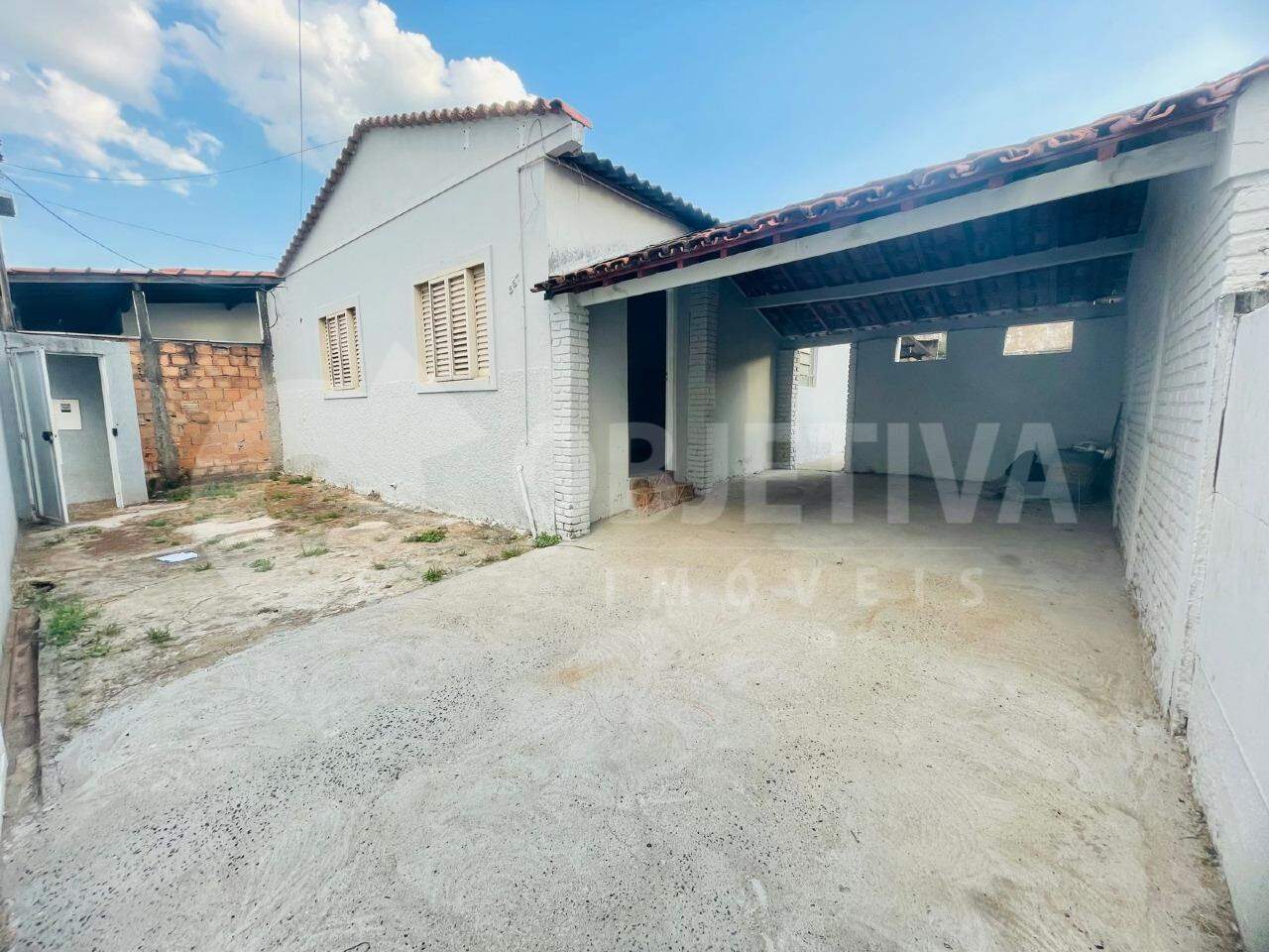 Casa à venda no JARAGUA: 