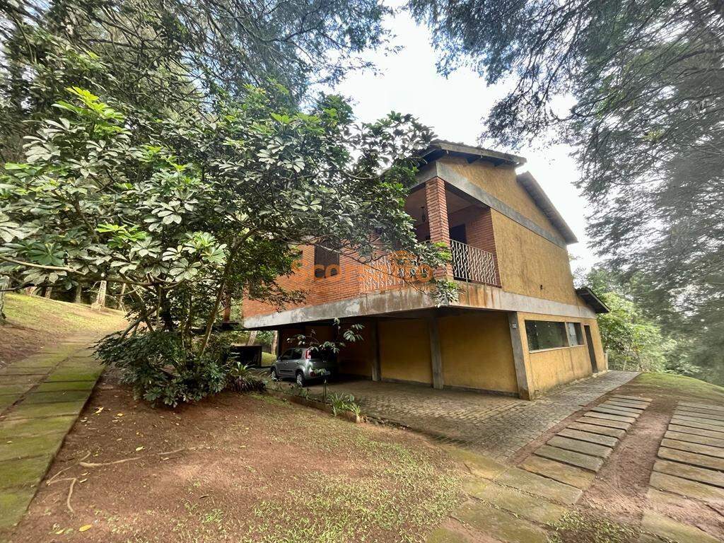 Casa de Condomínio à venda no Jardim Petropólis: 