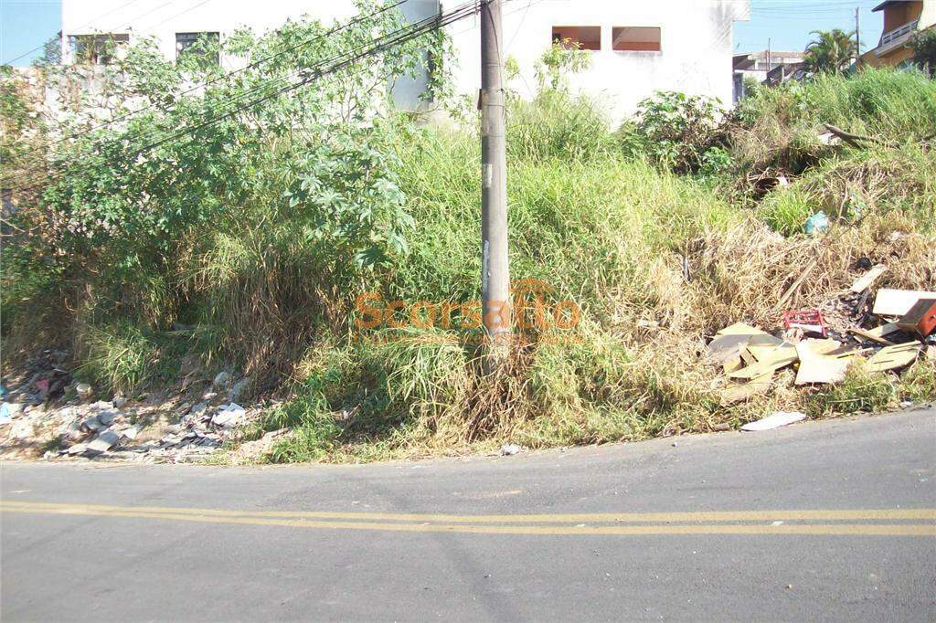 Terreno à venda no Parque Paraíso: 