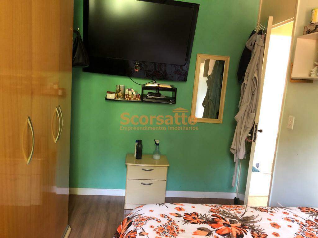 Apartamento à venda no Jardim Soraia: 