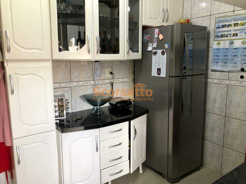 Apartamento à venda no Jardim Soraia: 