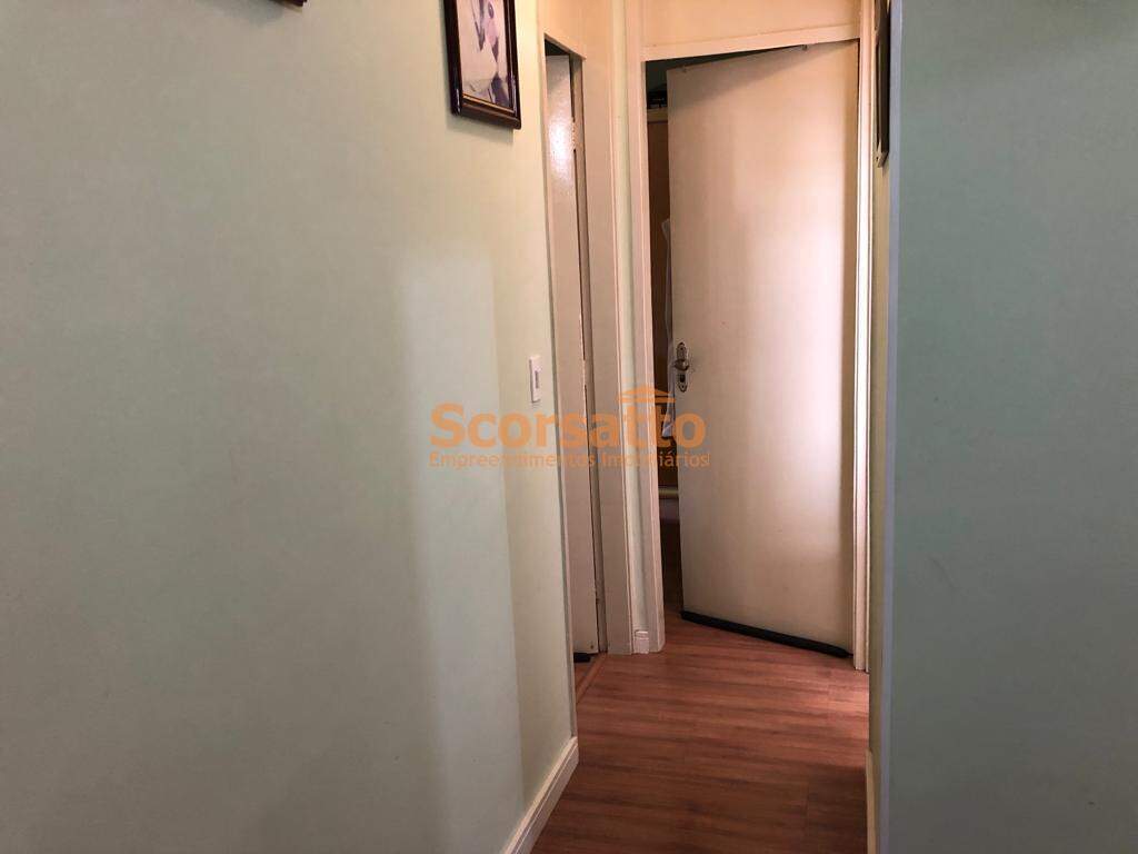 Apartamento à venda no Jardim Soraia: 