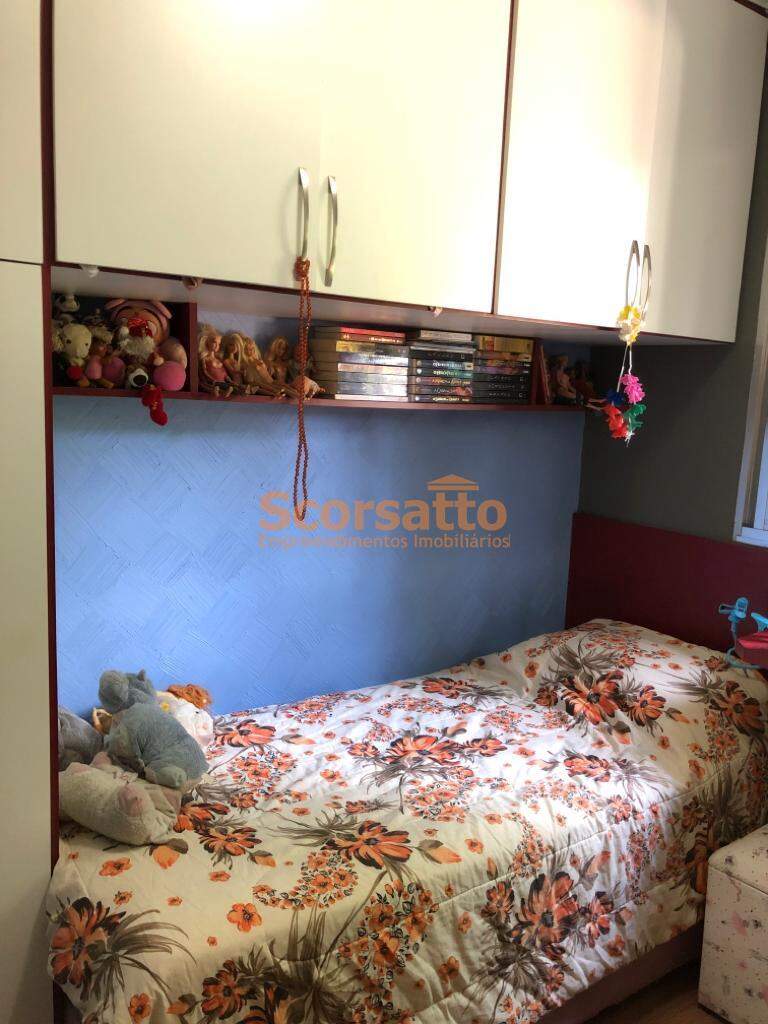 Apartamento à venda no Jardim Soraia: 