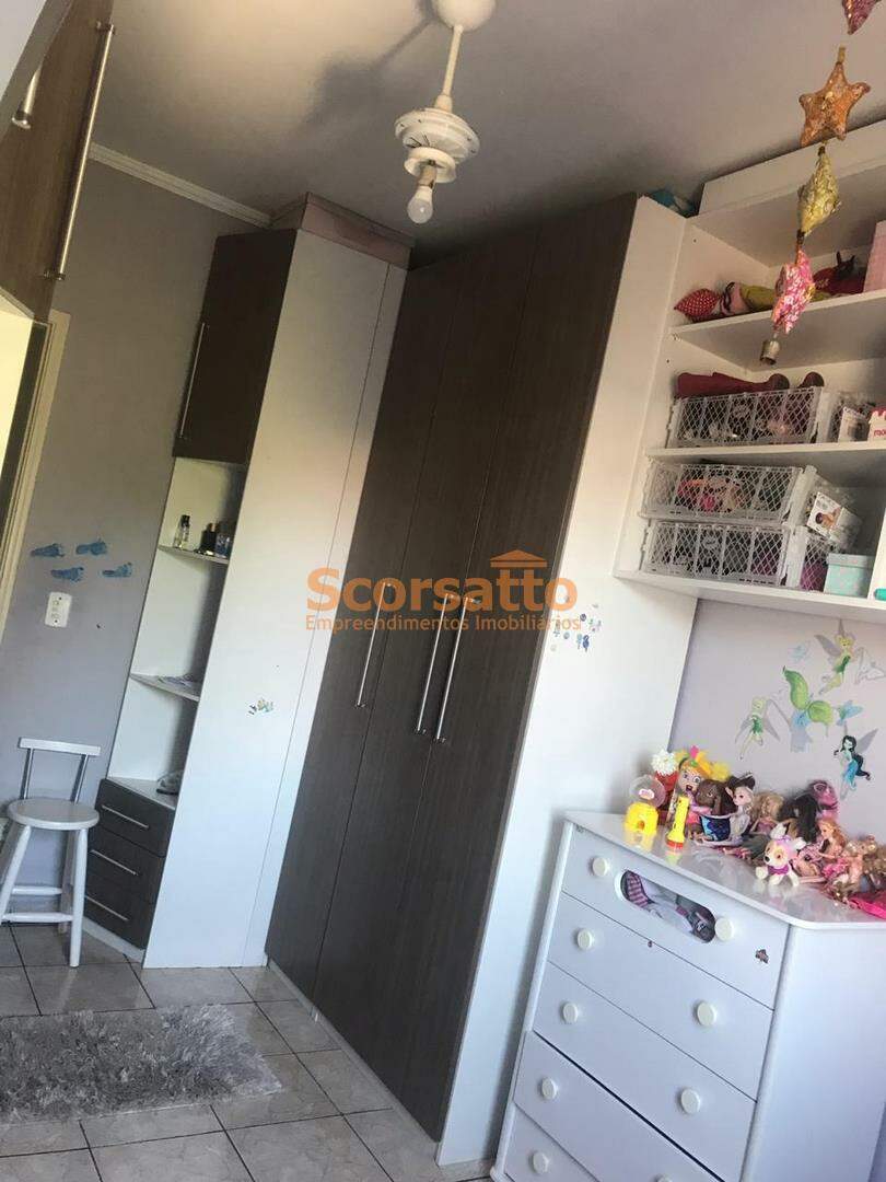 Apartamento à venda no Jardim Tereza Maria: 