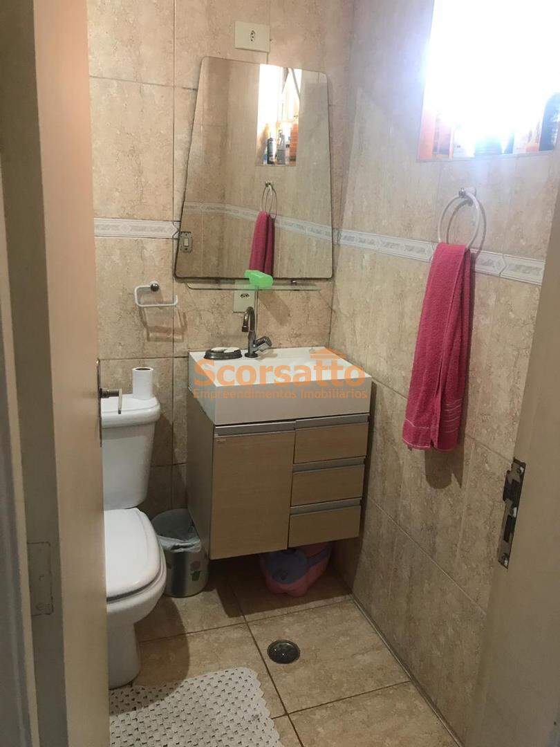 Apartamento à venda no Jardim Tereza Maria: 