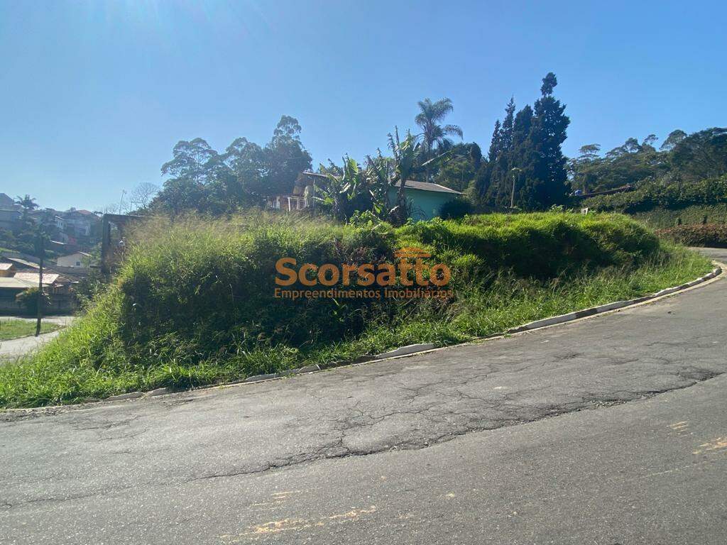 Terreno à venda no Embu Mirim: 