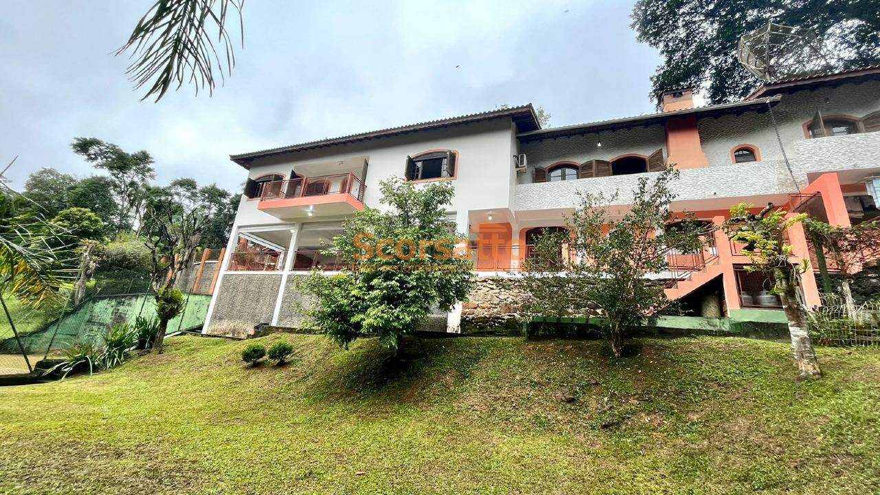 Casa de Condomínio à venda no Recanto da Floresta: 