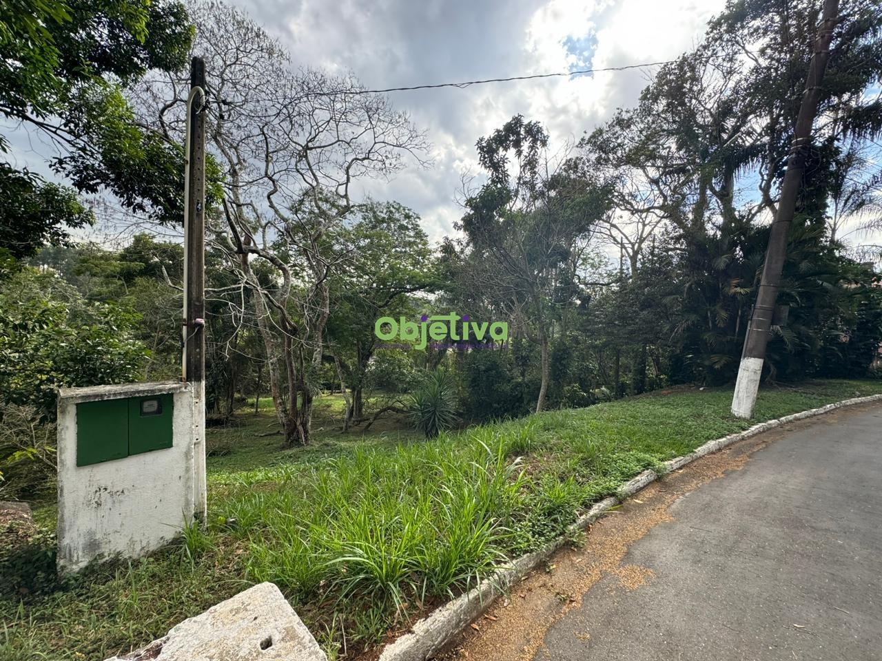 Terreno de Condomínio à venda no Chácara da Lagoa: 