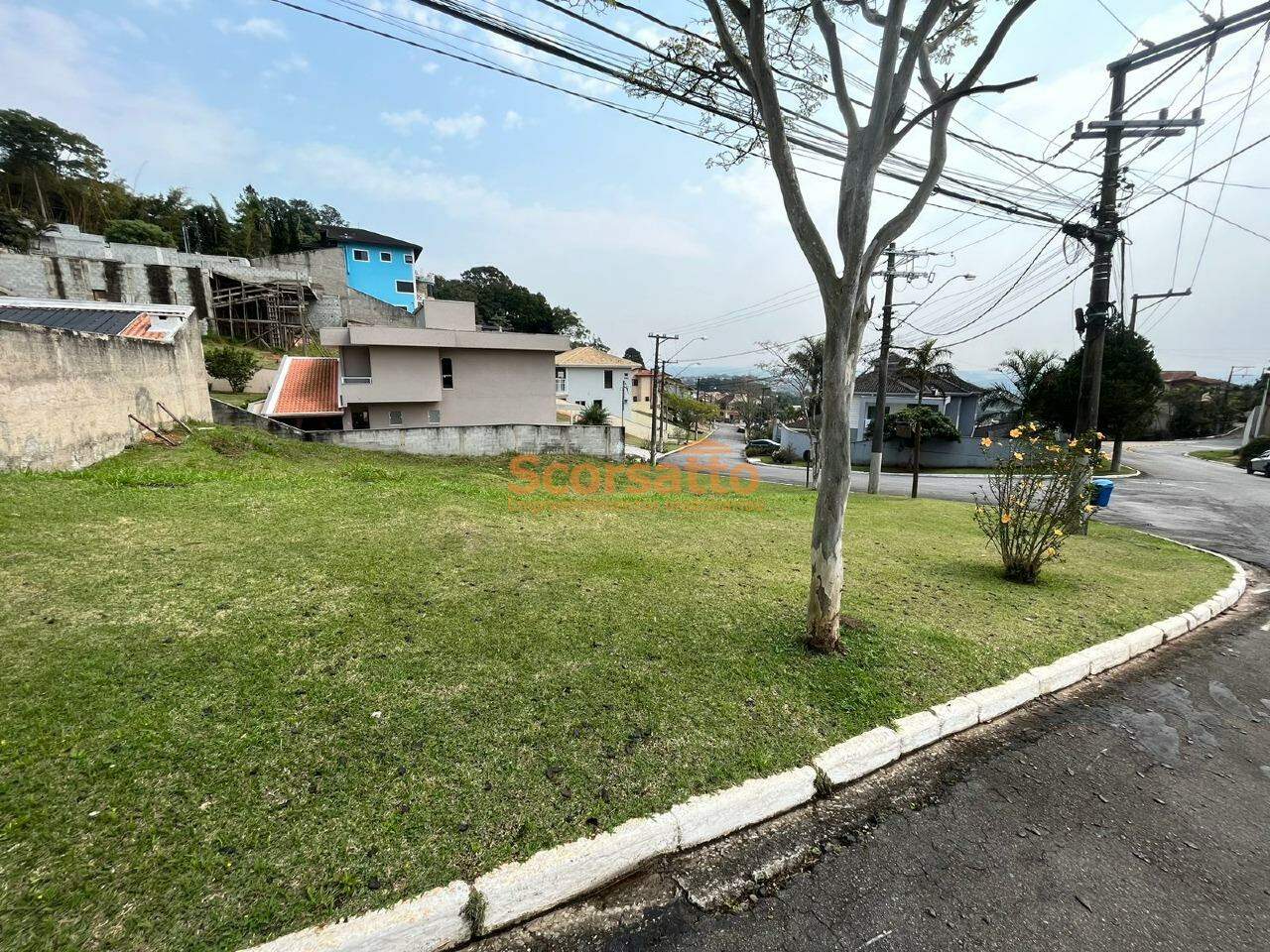 Terreno de Condomínio à venda no Parque Delfim Verde: 