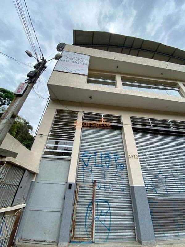 Salão para aluguel no Recreio Campestre: 