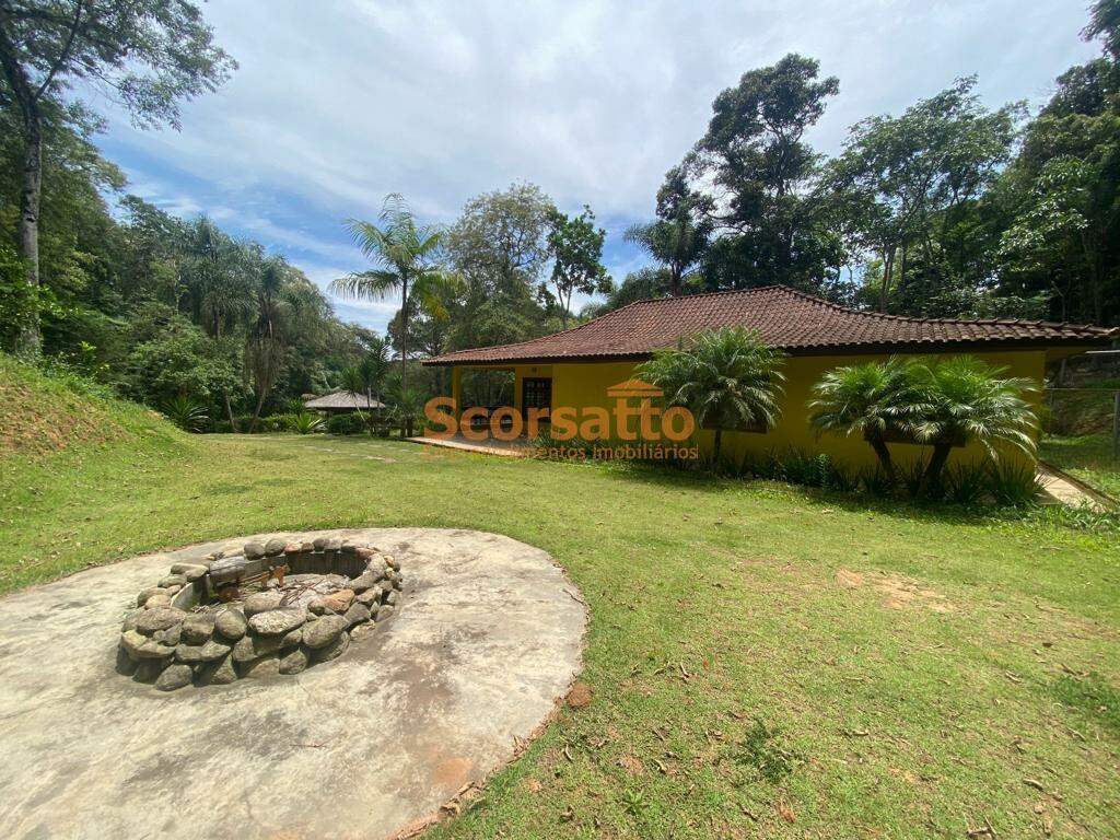 Casa de Condomínio à venda no Jardim Petropólis: 