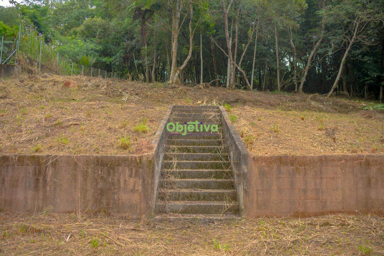 Terreno à venda no Embu Mirim: 