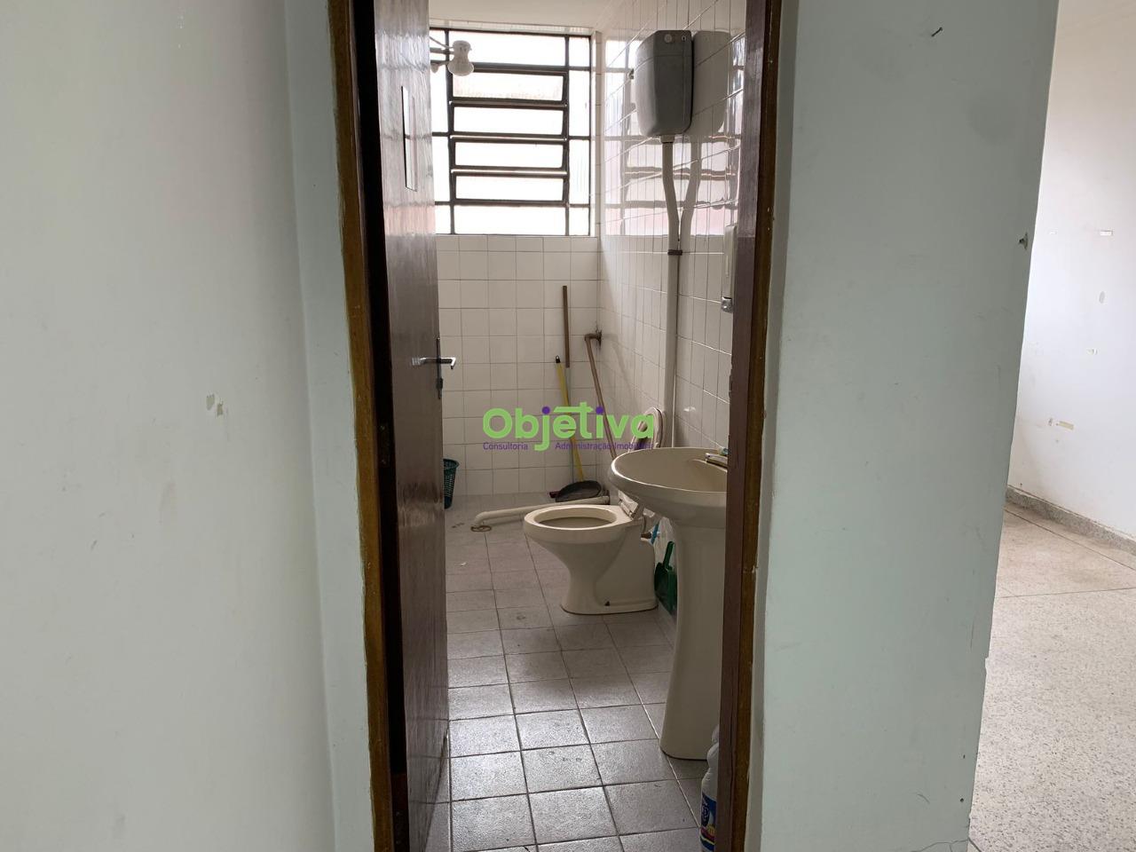 Sala para aluguel no Centro: 