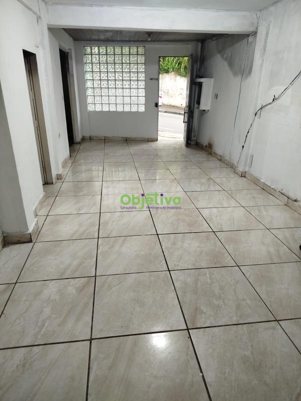 Salão para aluguel no Jardim Tereza Maria: 