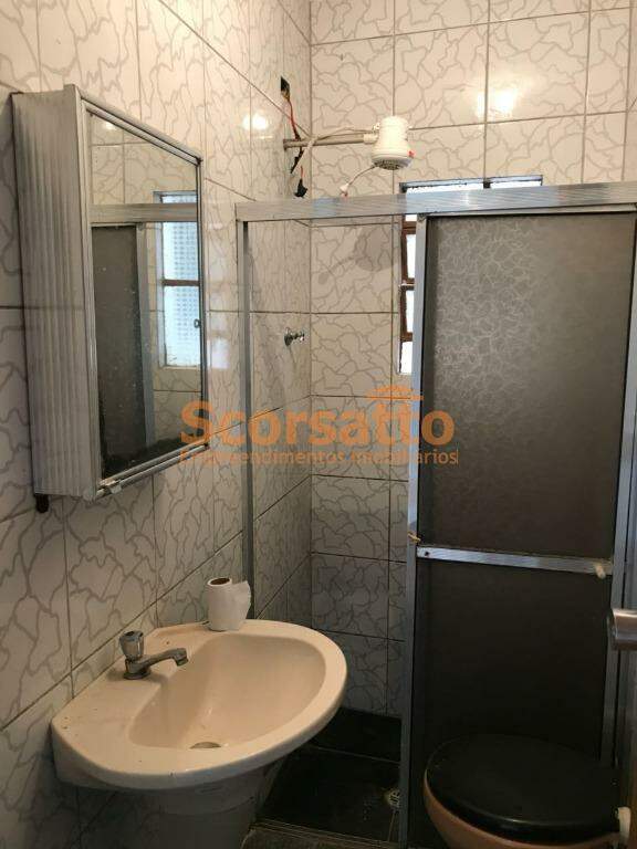 Casa para aluguel no Parque Santa Adélia: 6mBsTpnCx0HQ3IncwN7Fv5Fvav8gX52ElueQ-56xv-KmUE2jA_s7BqxOBr01TTNJ_FtpAW0lPbXp0K5e2kv48u6ipLsrIlnX=w1024-h768.jpg