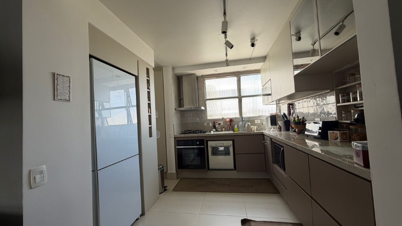 Apartamento à venda no Indianópolis: 